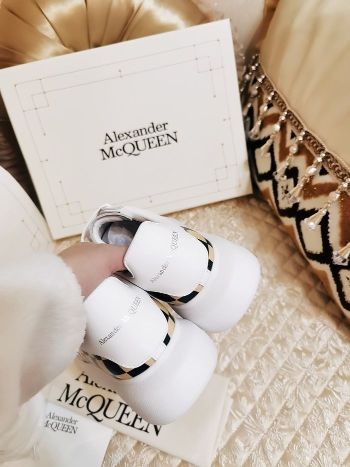 Alexander Mcqueen Couple Shoes AMS00004